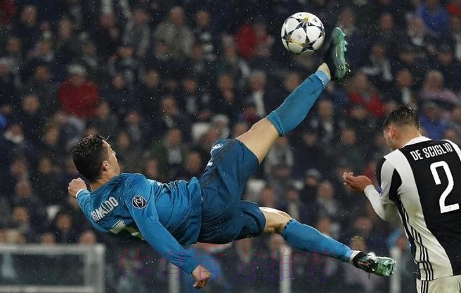 欧冠-皇马4-2那不勒斯锁头名 19岁帕斯处子球 欧冠-皇马4-2那不勒斯锁头名 19岁帕斯处子球